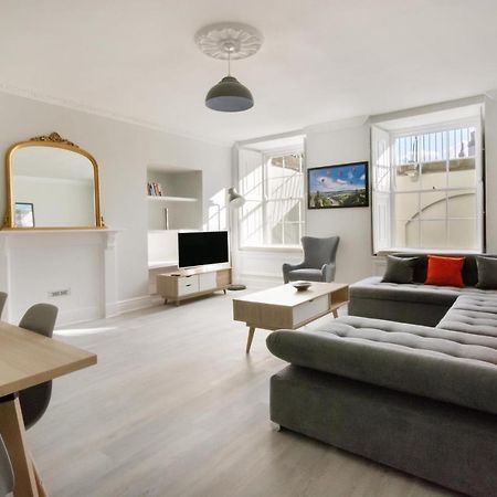 בריסטול Free Parking! Very Large 2 Bedroom Clifton Flat מראה חיצוני תמונה