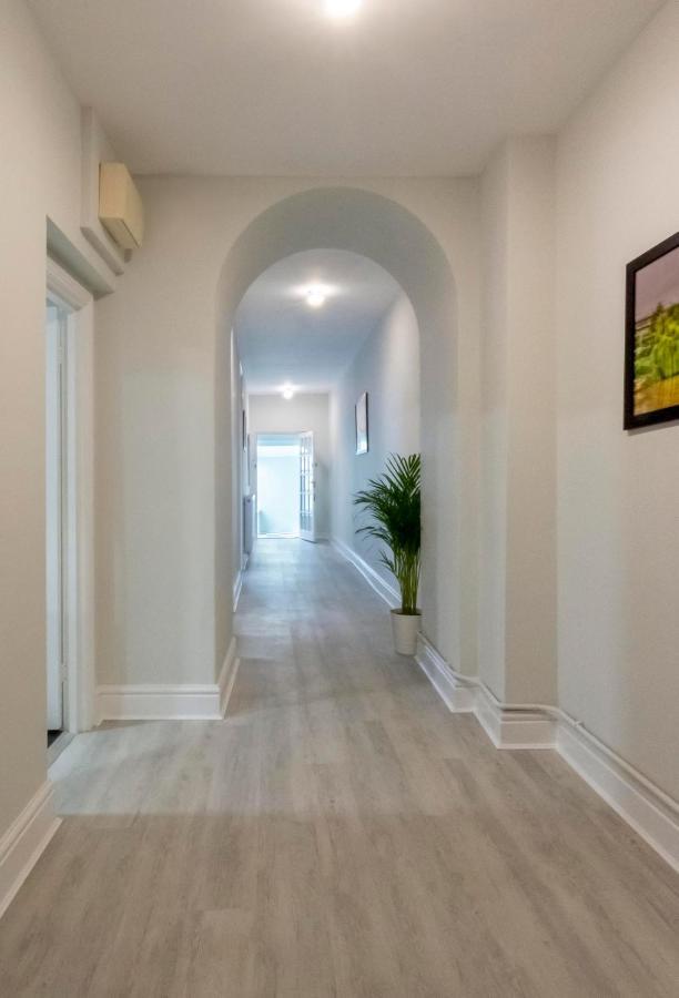 בריסטול Free Parking! Very Large 2 Bedroom Clifton Flat מראה חיצוני תמונה